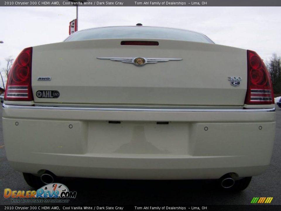 2010 Chrysler 300 C HEMI AWD Cool Vanilla White / Dark Slate Gray Photo #6