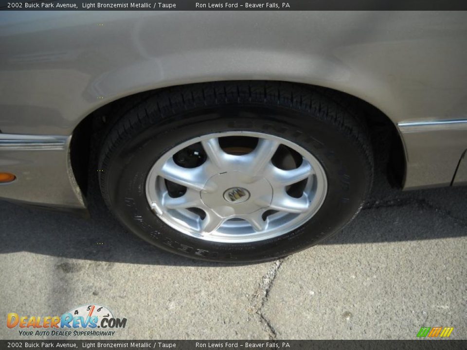 2002 Buick Park Avenue Light Bronzemist Metallic / Taupe Photo #15