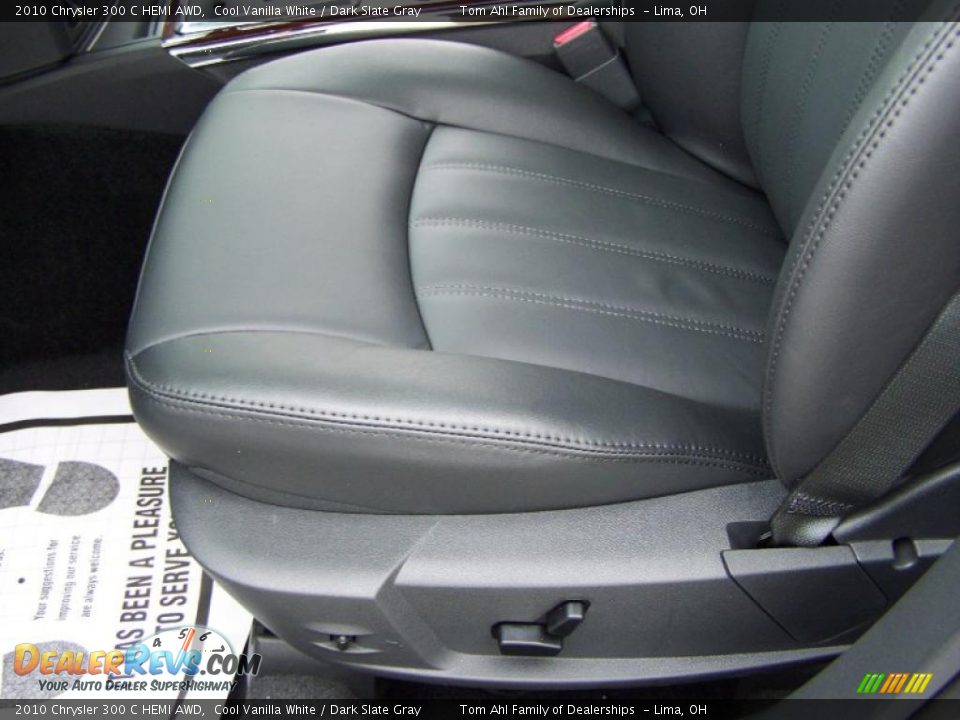 2010 Chrysler 300 C HEMI AWD Cool Vanilla White / Dark Slate Gray Photo #11