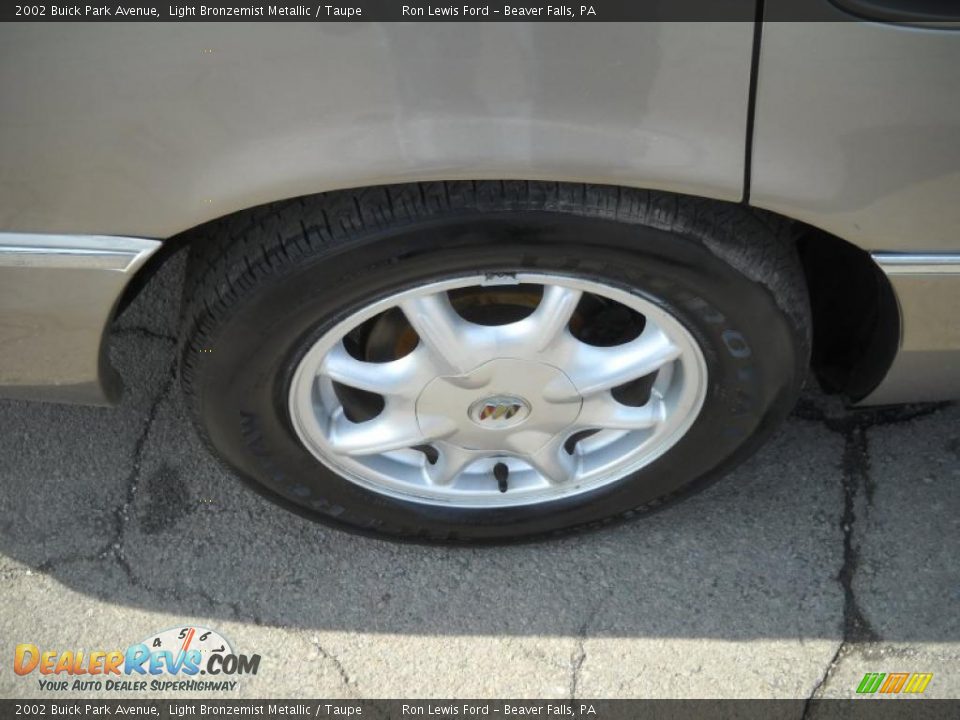 2002 Buick Park Avenue Light Bronzemist Metallic / Taupe Photo #20