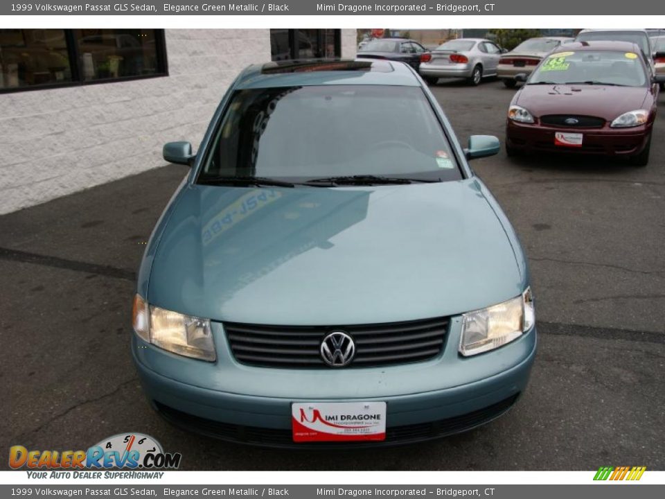 1999 Volkswagen Passat GLS Sedan Elegance Green Metallic / Black Photo #2