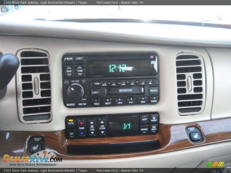 2002 Buick Park Avenue Light Bronzemist Metallic / Taupe Photo #22
