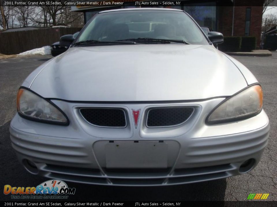 2001 Pontiac Grand Am SE Sedan Galaxy Silver Metallic / Dark Pewter Photo #2