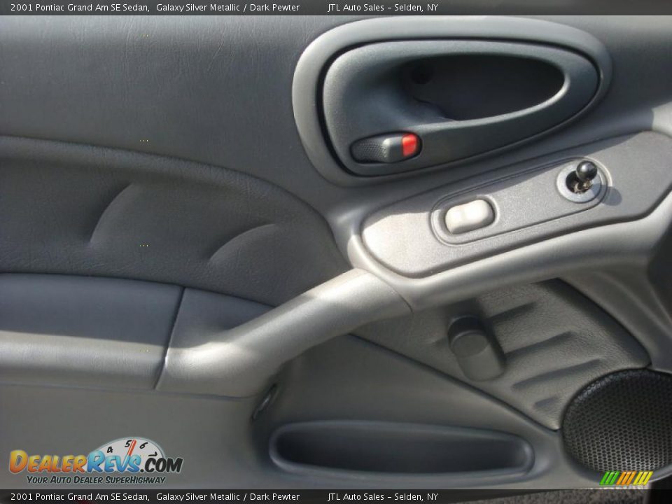 2001 Pontiac Grand Am SE Sedan Galaxy Silver Metallic / Dark Pewter Photo #9