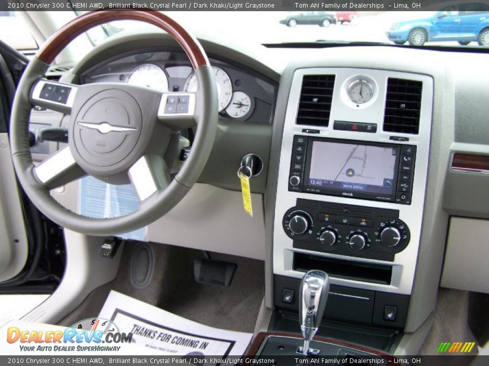 2010 Chrysler 300 C HEMI AWD Brilliant Black Crystal Pearl / Dark Khaki/Light Graystone Photo #16