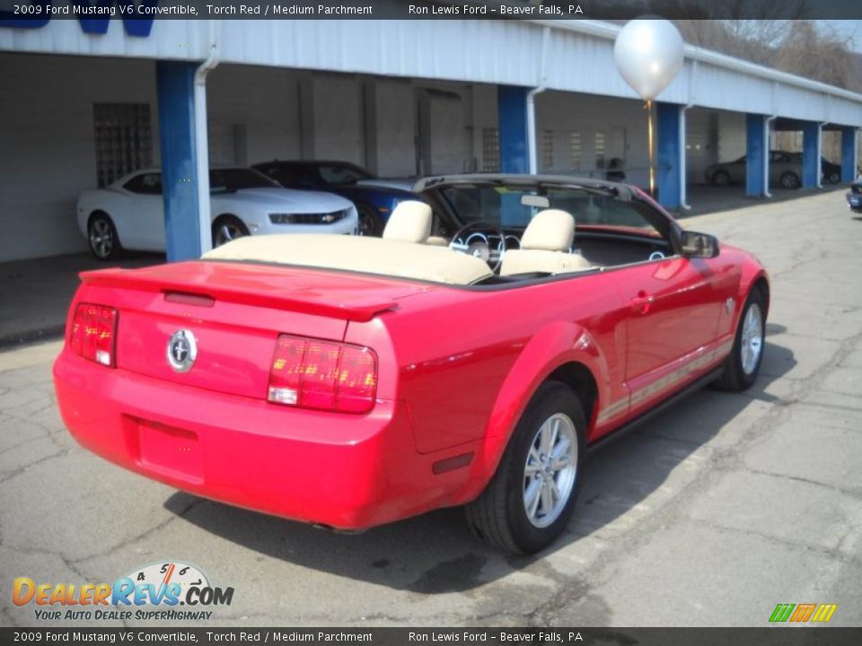 2009 Ford Mustang V6 Convertible Torch Red / Medium Parchment Photo #2