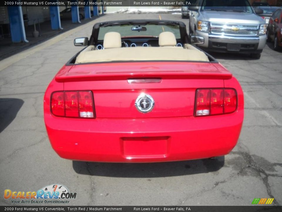 2009 Ford Mustang V6 Convertible Torch Red / Medium Parchment Photo #3