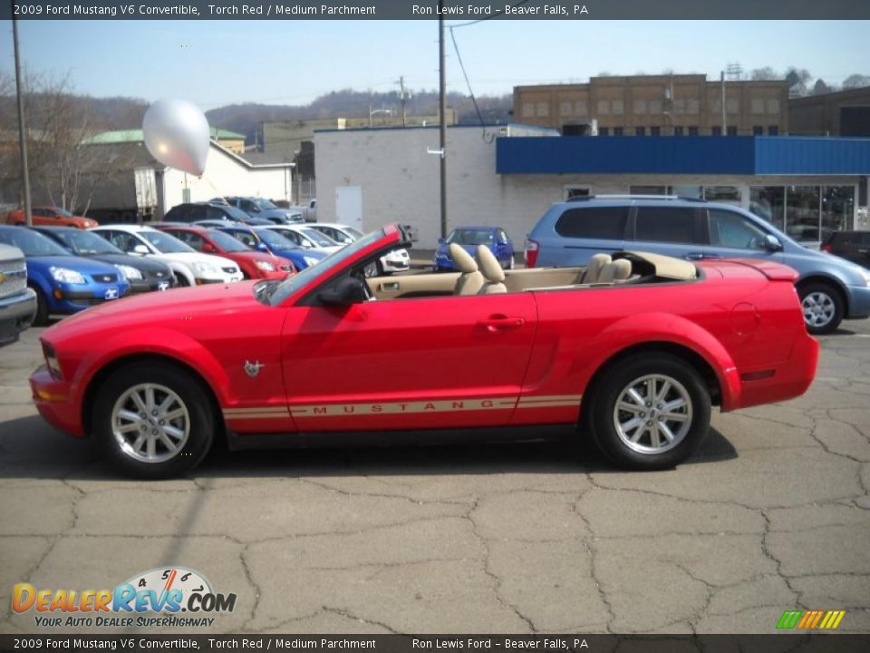 2009 Ford Mustang V6 Convertible Torch Red / Medium Parchment Photo #5