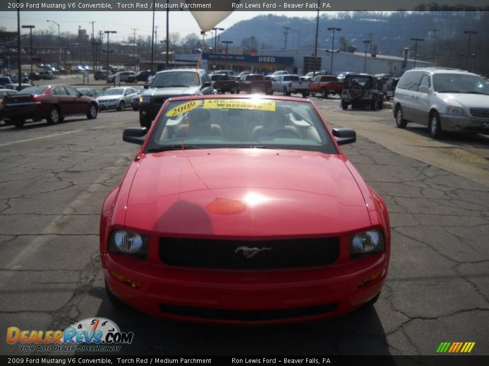 2009 Ford Mustang V6 Convertible Torch Red / Medium Parchment Photo #15