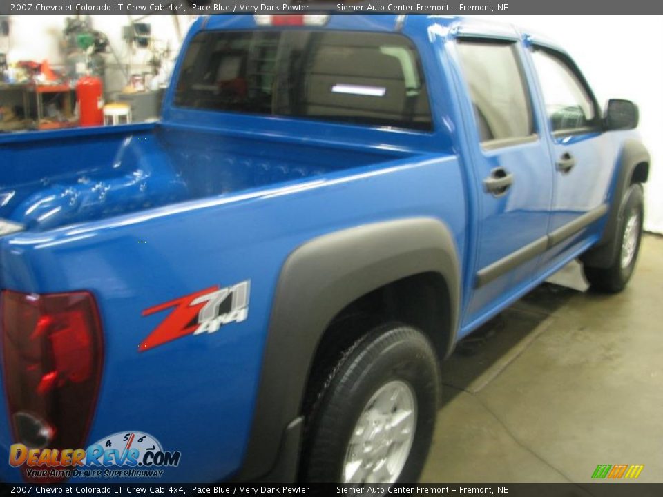 2007 Chevrolet Colorado LT Crew Cab 4x4 Pace Blue / Very Dark Pewter Photo #35