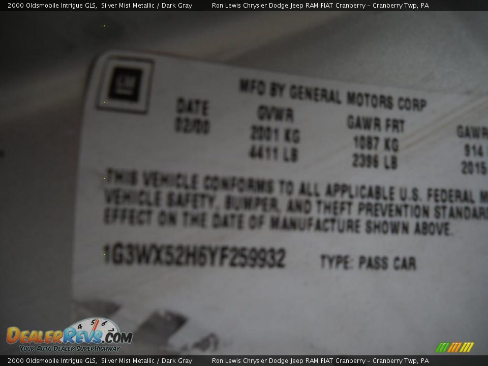 2000 Oldsmobile Intrigue GLS Silver Mist Metallic / Dark Gray Photo #9