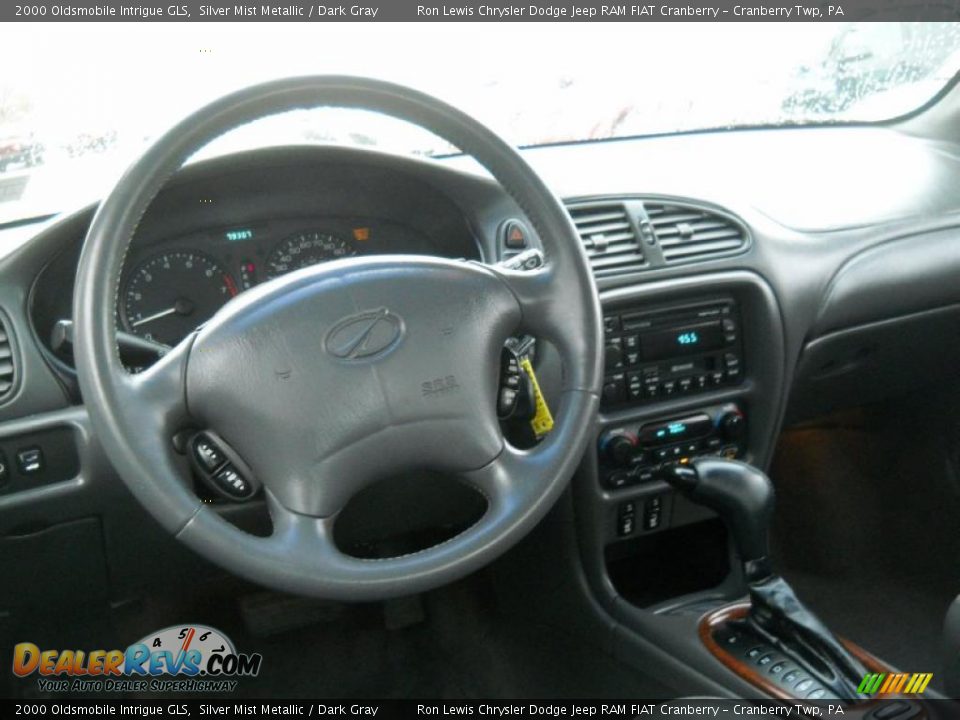 2000 Oldsmobile Intrigue GLS Silver Mist Metallic / Dark Gray Photo #11