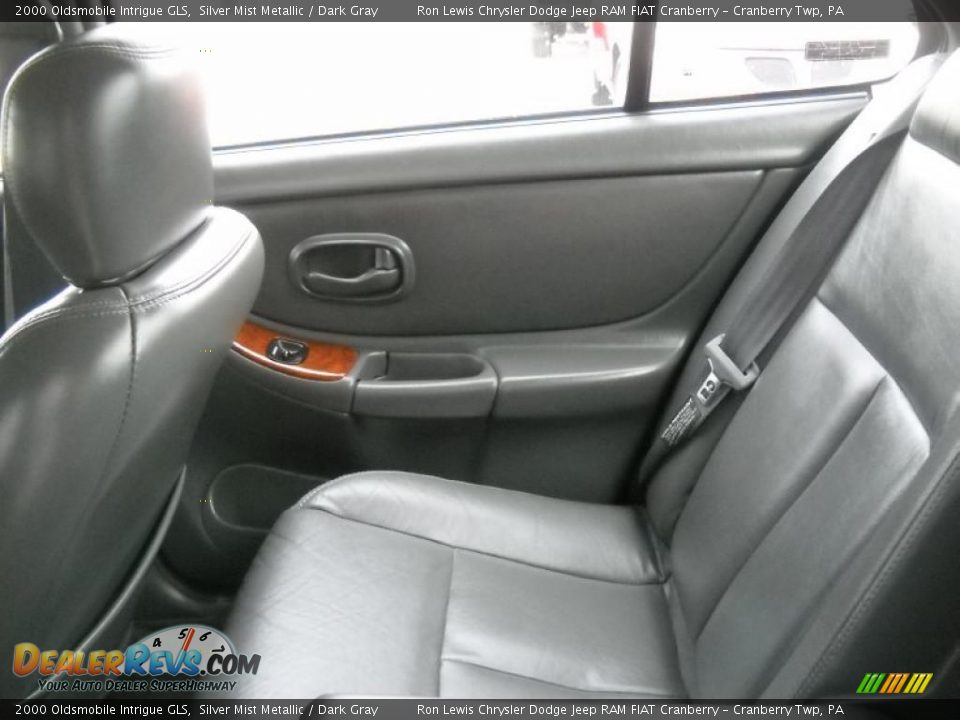 2000 Oldsmobile Intrigue GLS Silver Mist Metallic / Dark Gray Photo #12