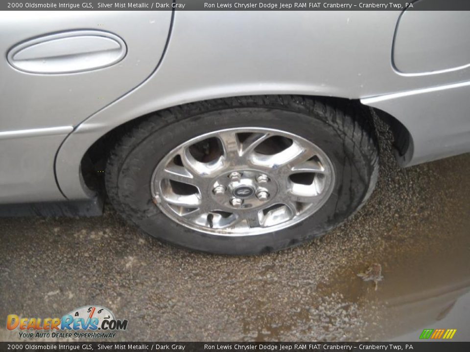 2000 Oldsmobile Intrigue GLS Silver Mist Metallic / Dark Gray Photo #13