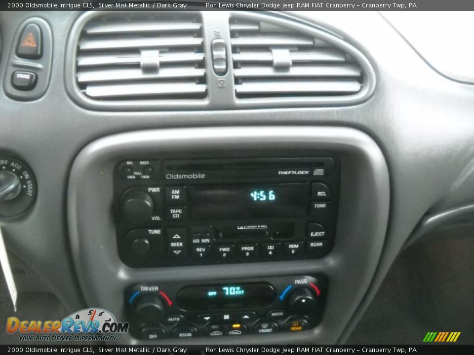 2000 Oldsmobile Intrigue GLS Silver Mist Metallic / Dark Gray Photo #22