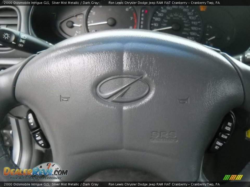 2000 Oldsmobile Intrigue GLS Silver Mist Metallic / Dark Gray Photo #24