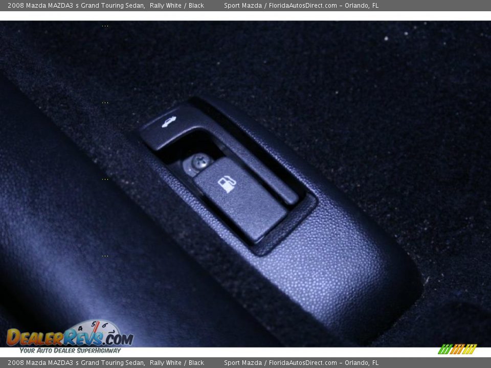 2008 Mazda MAZDA3 s Grand Touring Sedan Rally White / Black Photo #34