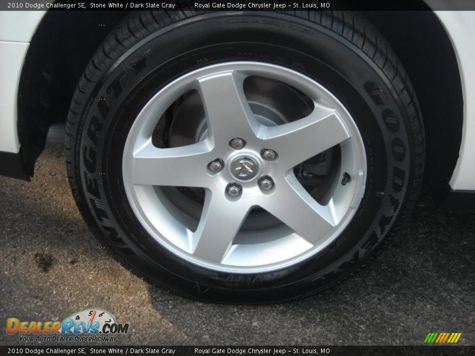 2010 Dodge Challenger SE Stone White / Dark Slate Gray Photo #12