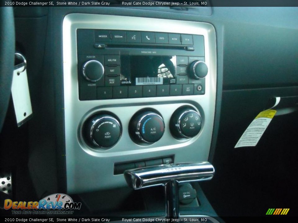 2010 Dodge Challenger SE Stone White / Dark Slate Gray Photo #20