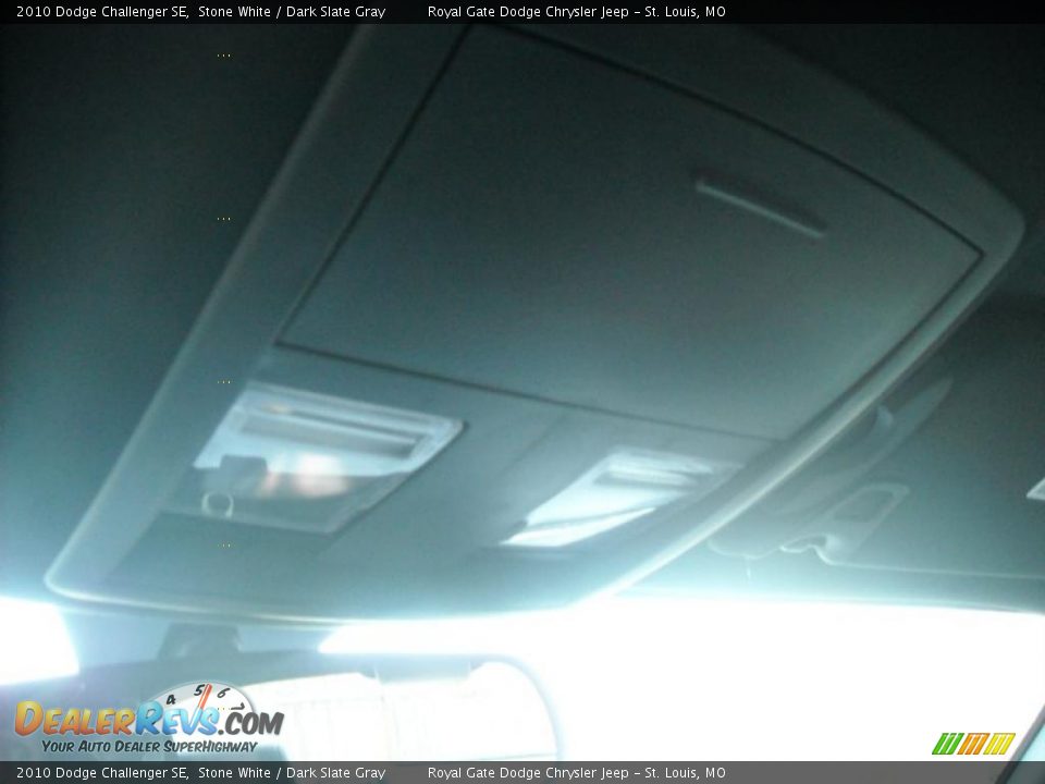 2010 Dodge Challenger SE Stone White / Dark Slate Gray Photo #21