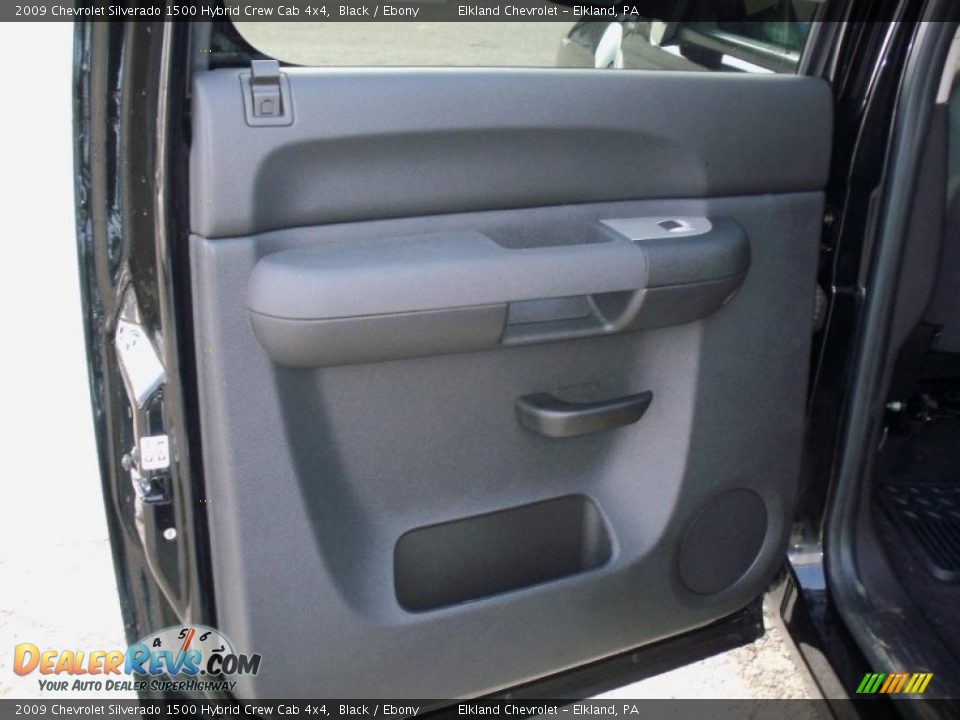 2009 Chevrolet Silverado 1500 Hybrid Crew Cab 4x4 Black / Ebony Photo #15