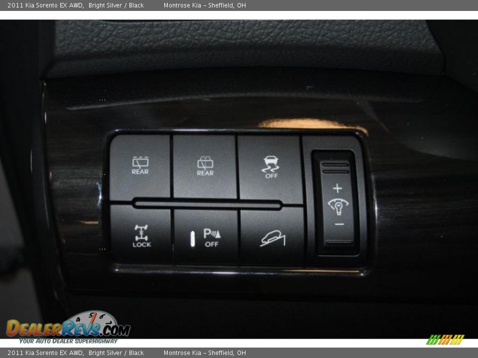 2011 Kia Sorento EX AWD Bright Silver / Black Photo #31