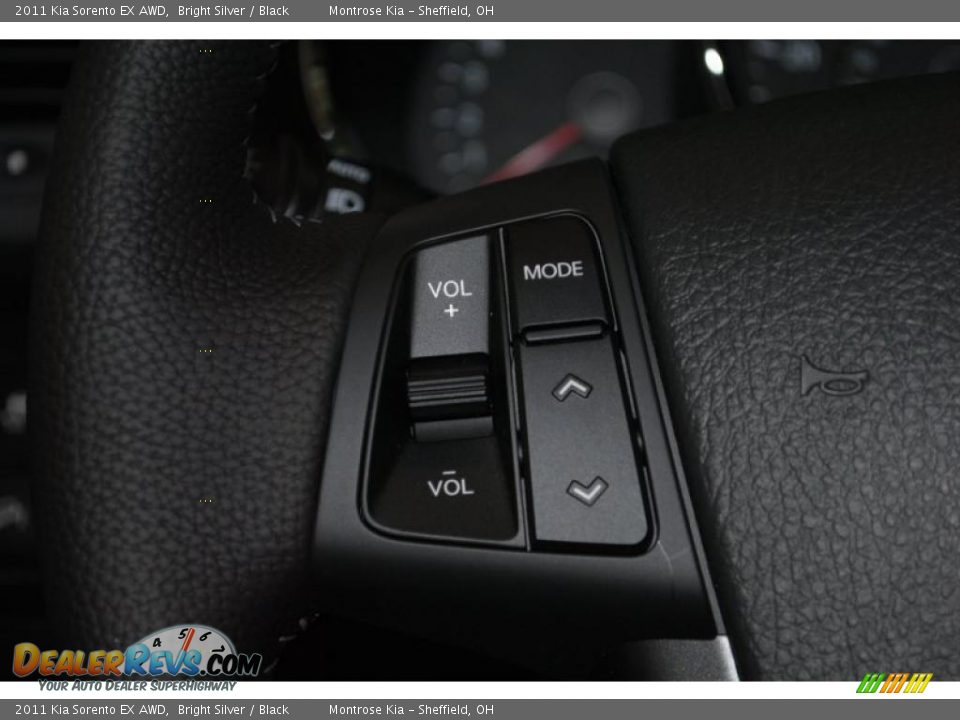 2011 Kia Sorento EX AWD Bright Silver / Black Photo #33