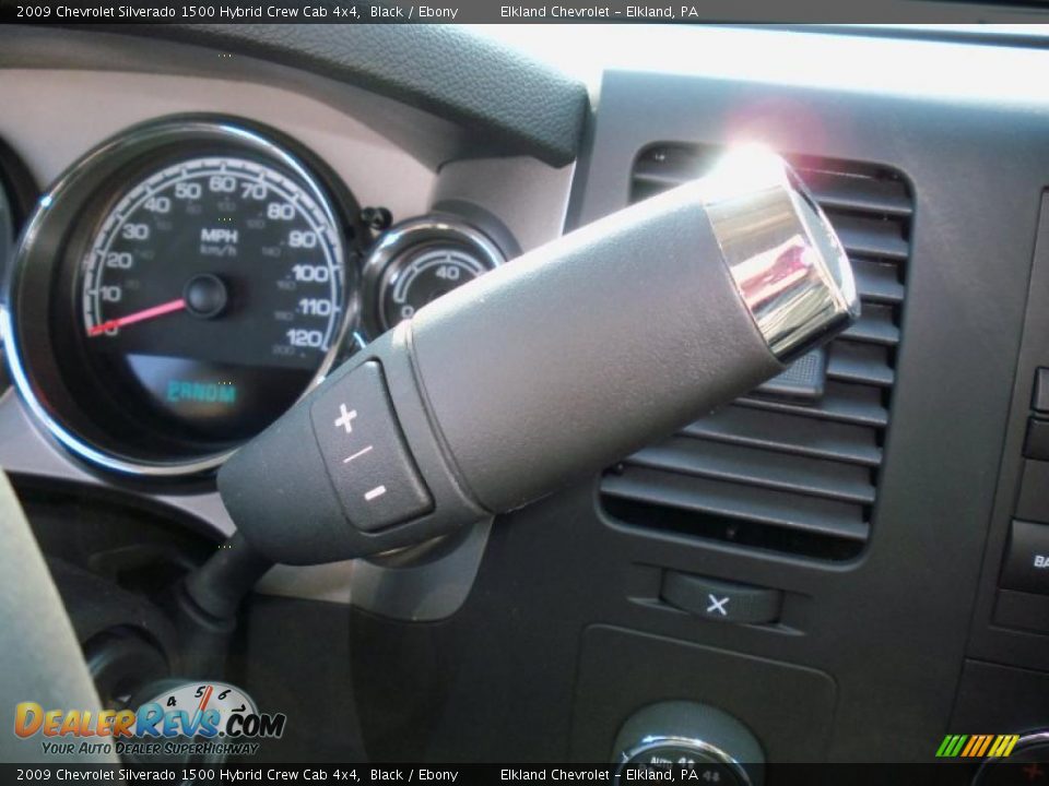 2009 Chevrolet Silverado 1500 Hybrid Crew Cab 4x4 Black / Ebony Photo #35