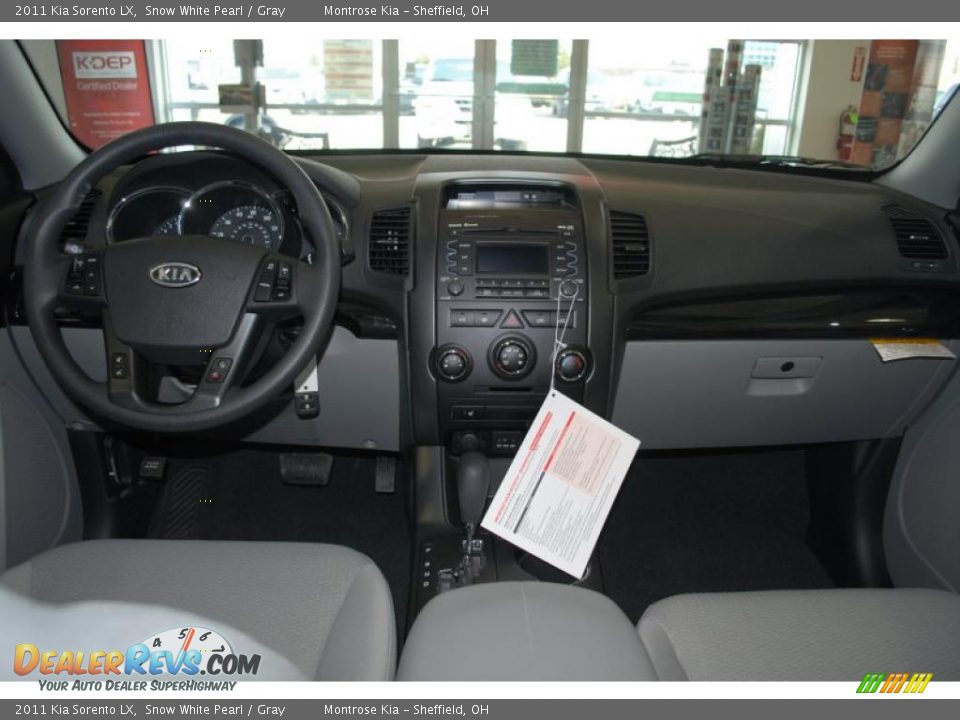 2011 Kia Sorento LX Snow White Pearl / Gray Photo #13