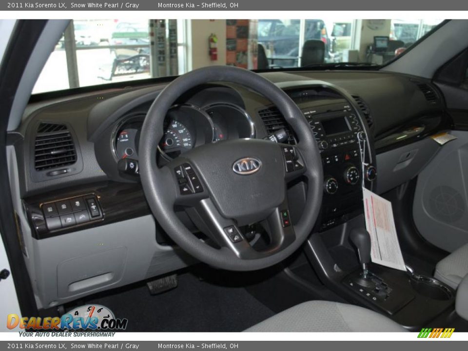 2011 Kia Sorento LX Snow White Pearl / Gray Photo #14