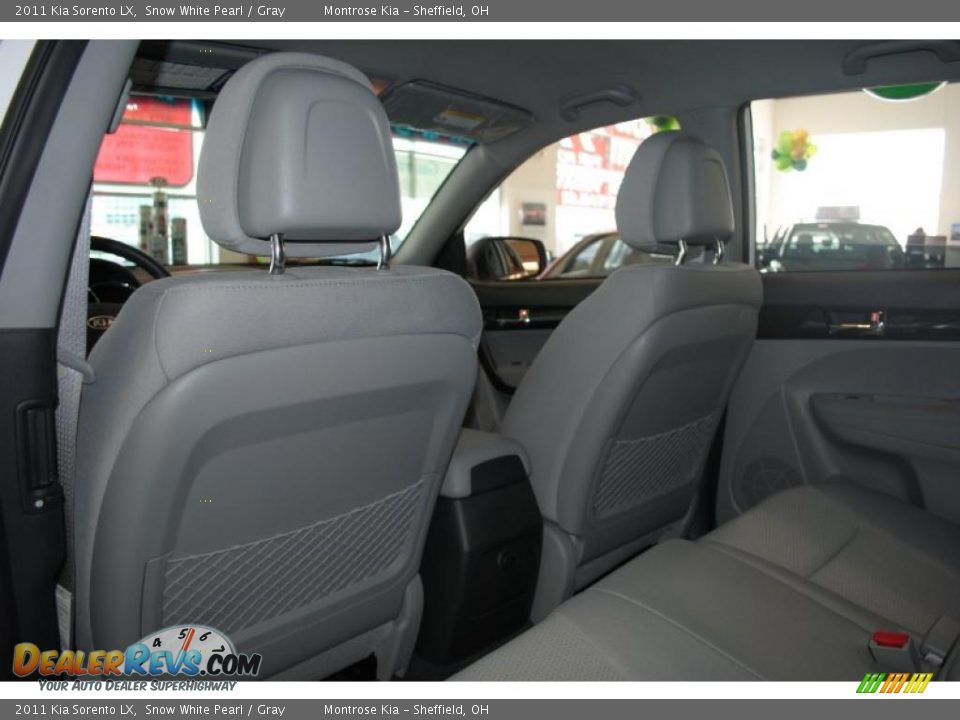 2011 Kia Sorento LX Snow White Pearl / Gray Photo #17