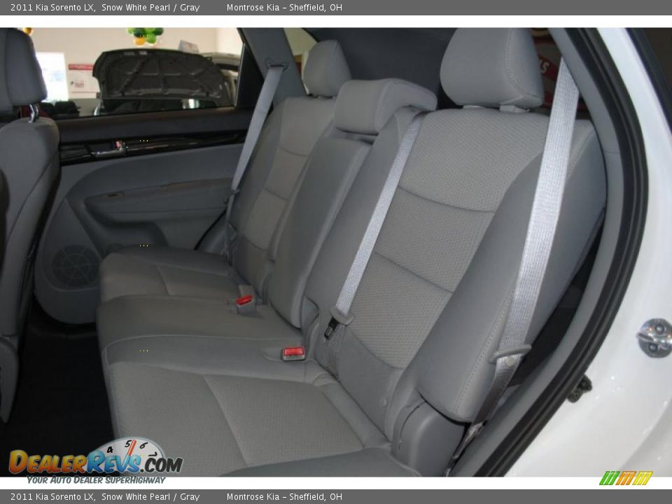 2011 Kia Sorento LX Snow White Pearl / Gray Photo #18