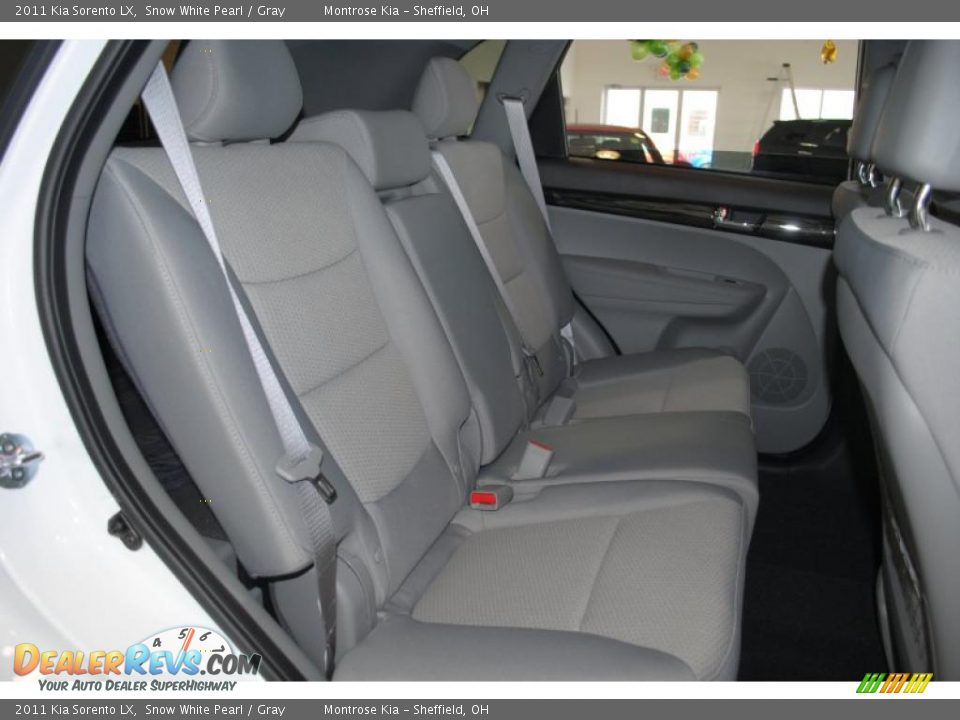 2011 Kia Sorento LX Snow White Pearl / Gray Photo #19