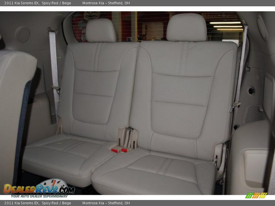 2011 Kia Sorento EX Spicy Red / Beige Photo #19