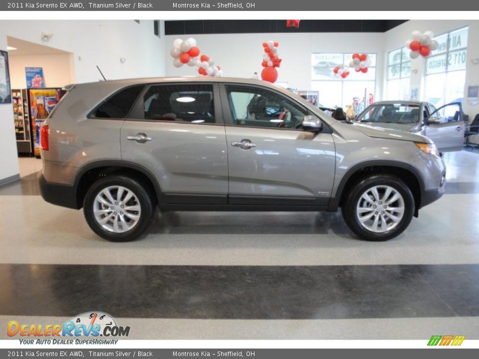 2011 Kia Sorento EX AWD Titanium Silver / Black Photo #9