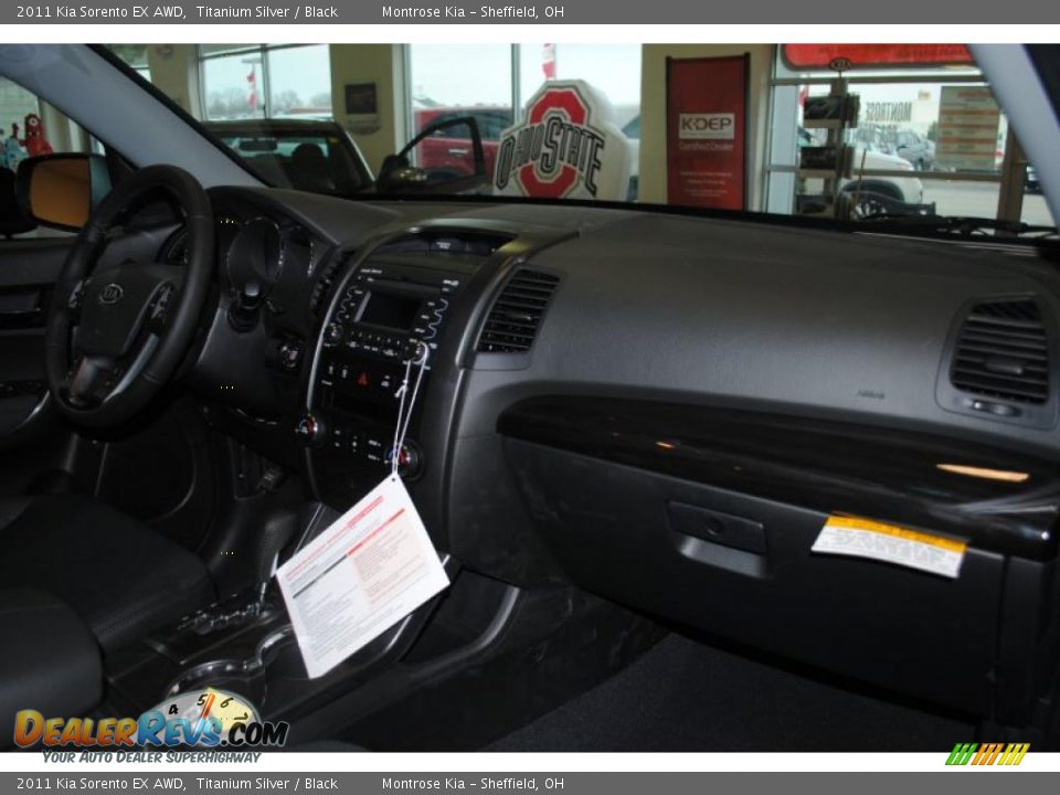 2011 Kia Sorento EX AWD Titanium Silver / Black Photo #15