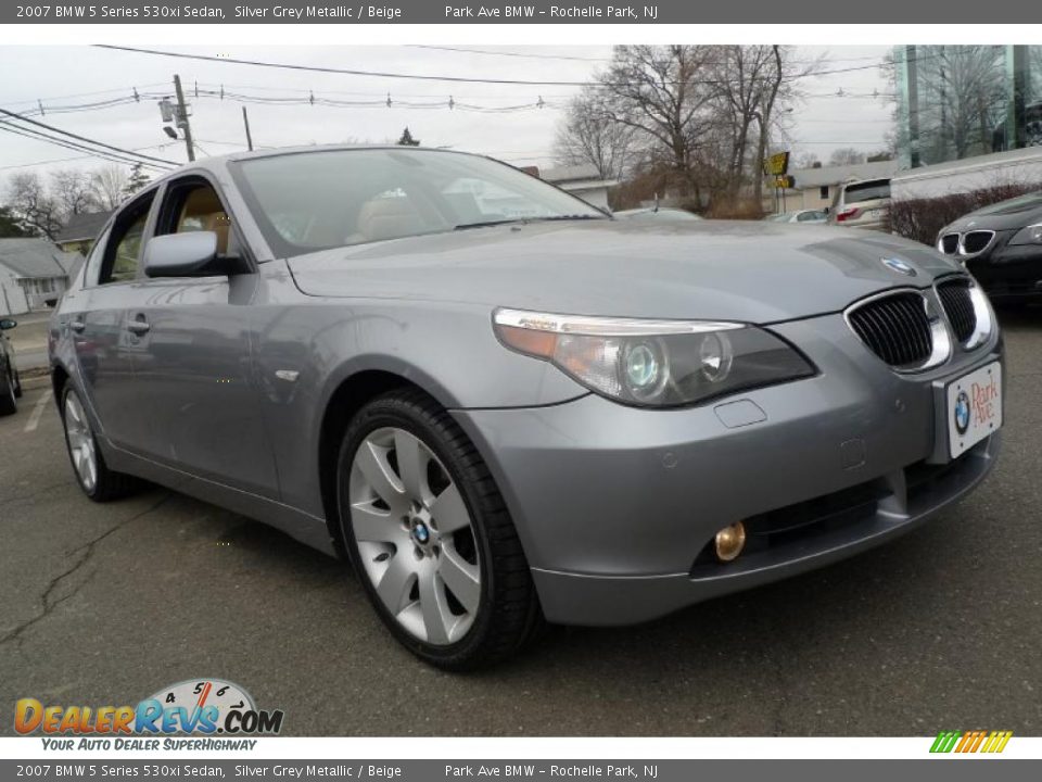 2007 BMW 5 Series 530xi Sedan Silver Grey Metallic / Beige Photo #4