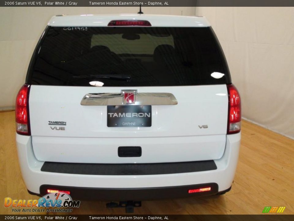 2006 Saturn VUE V6 Polar White / Gray Photo #6