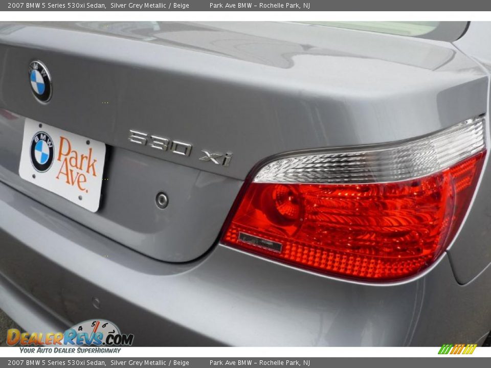 2007 BMW 5 Series 530xi Sedan Silver Grey Metallic / Beige Photo #5