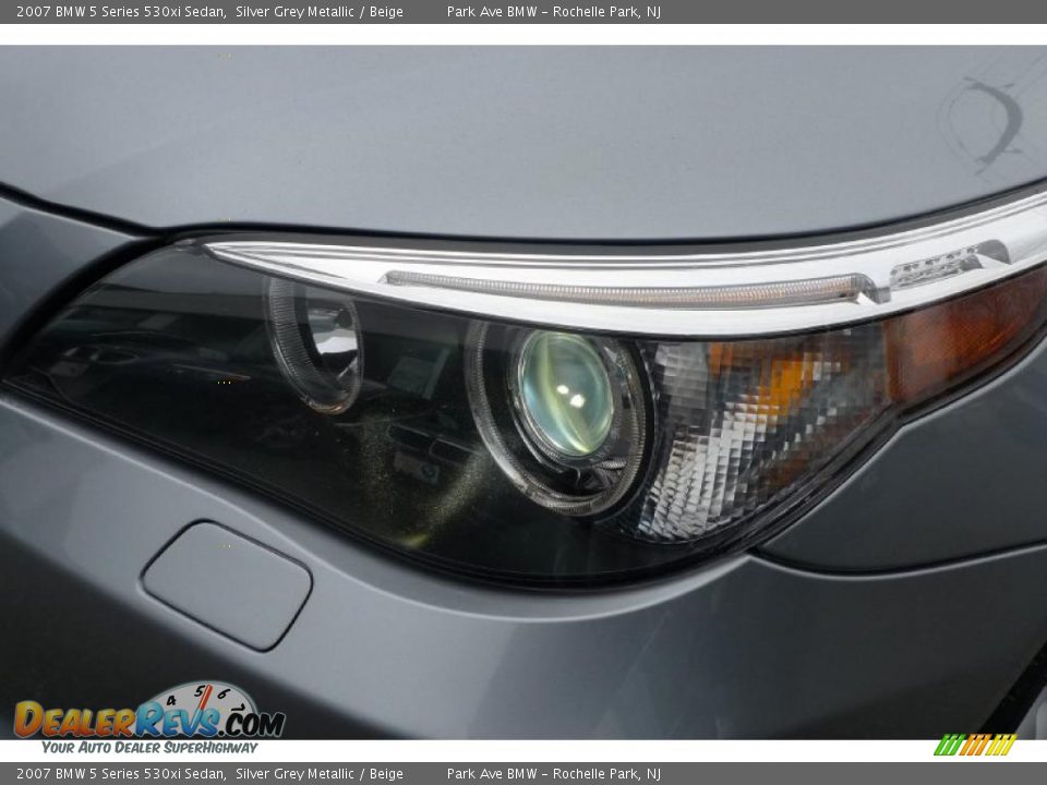 2007 BMW 5 Series 530xi Sedan Silver Grey Metallic / Beige Photo #11