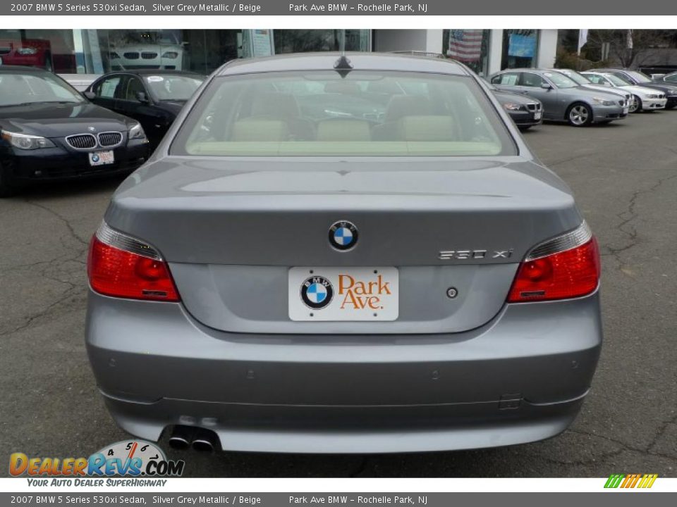 2007 BMW 5 Series 530xi Sedan Silver Grey Metallic / Beige Photo #15