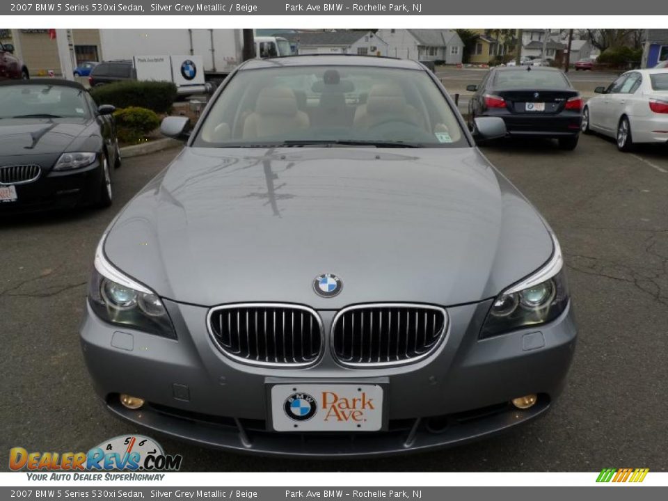 2007 BMW 5 Series 530xi Sedan Silver Grey Metallic / Beige Photo #17