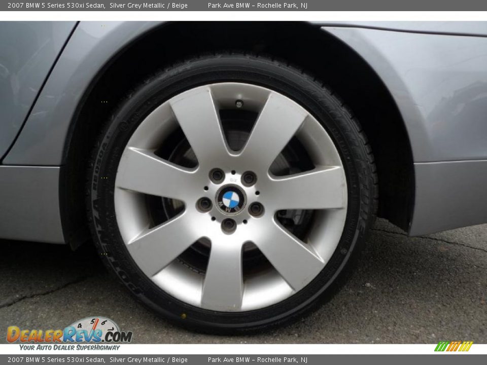 2007 BMW 5 Series 530xi Sedan Silver Grey Metallic / Beige Photo #22