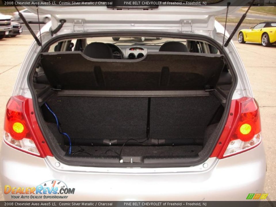 2008 Chevrolet Aveo Aveo5 LS Cosmic Silver Metallic / Charcoal Photo #16