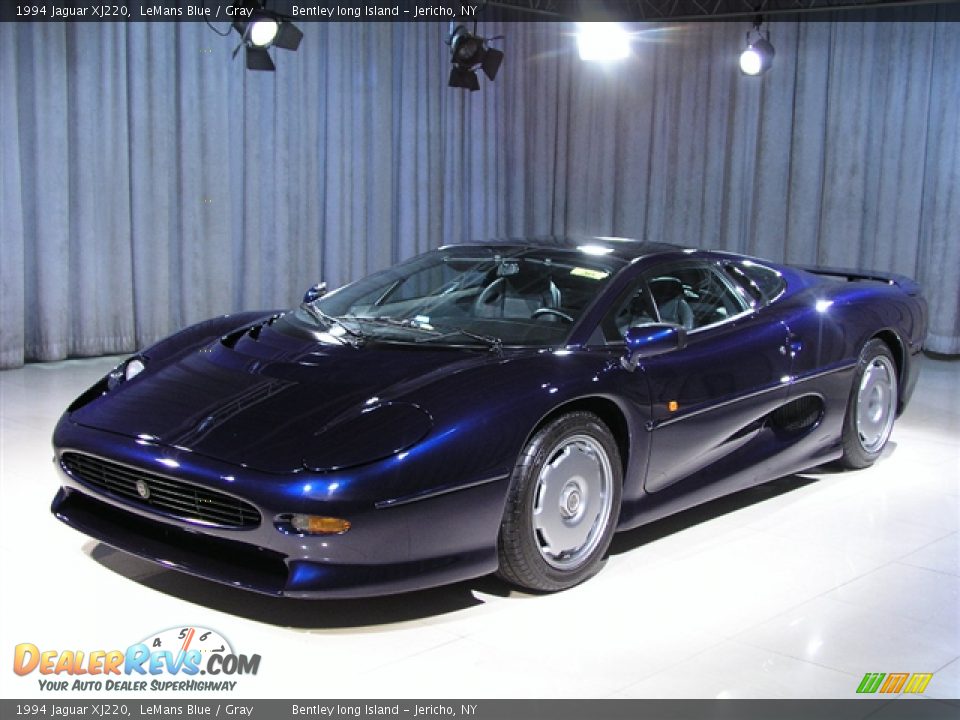 Front 3/4 View of 1994 Jaguar XJ220  Photo #1