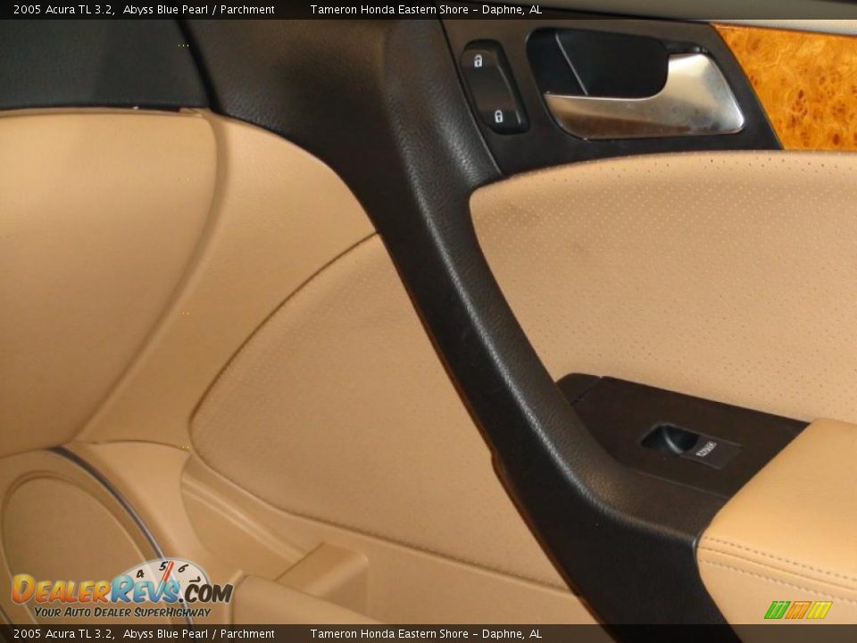 2005 Acura TL 3.2 Abyss Blue Pearl / Parchment Photo #32
