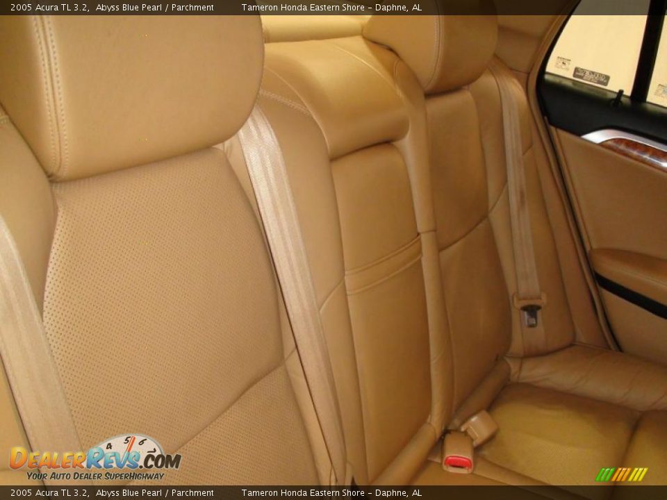 2005 Acura TL 3.2 Abyss Blue Pearl / Parchment Photo #35