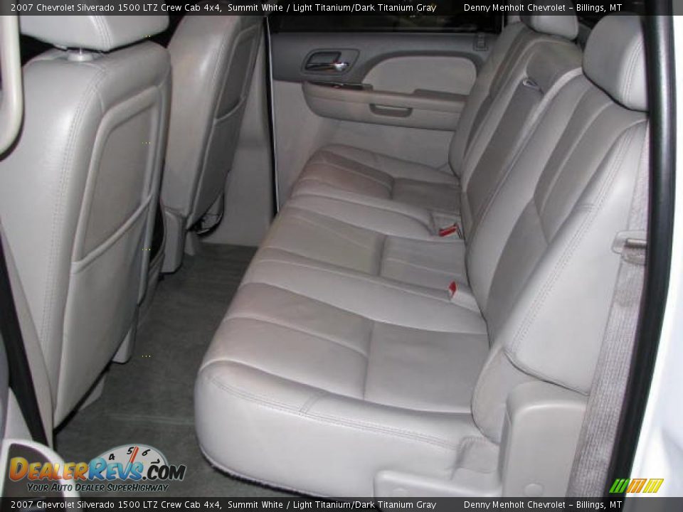 2007 Chevrolet Silverado 1500 LTZ Crew Cab 4x4 Summit White / Light Titanium/Dark Titanium Gray Photo #13