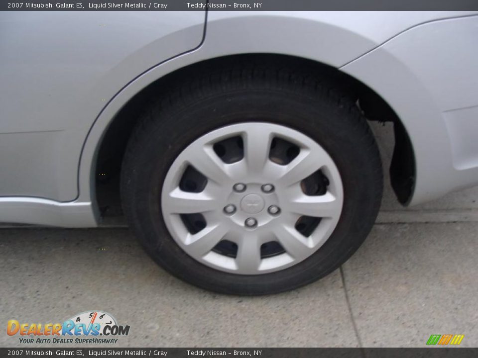 2007 Mitsubishi Galant ES Liquid Silver Metallic / Gray Photo #7
