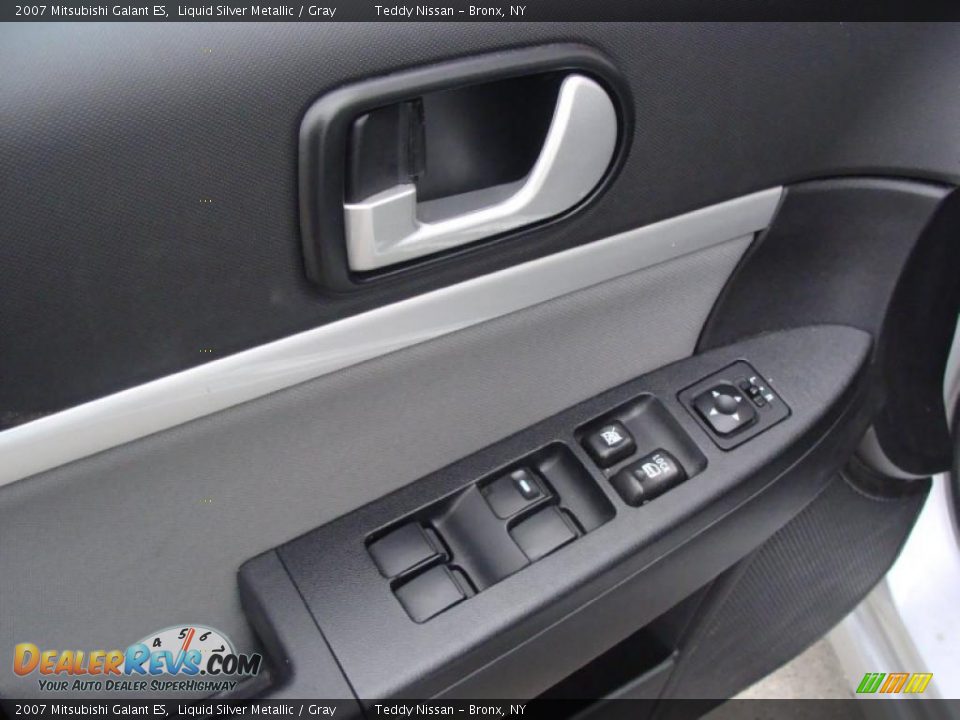 2007 Mitsubishi Galant ES Liquid Silver Metallic / Gray Photo #10